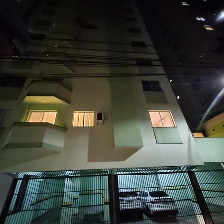 Luxo Quadra Mar Balneario Lägenhet Balneário Camboriú Exteriör bild